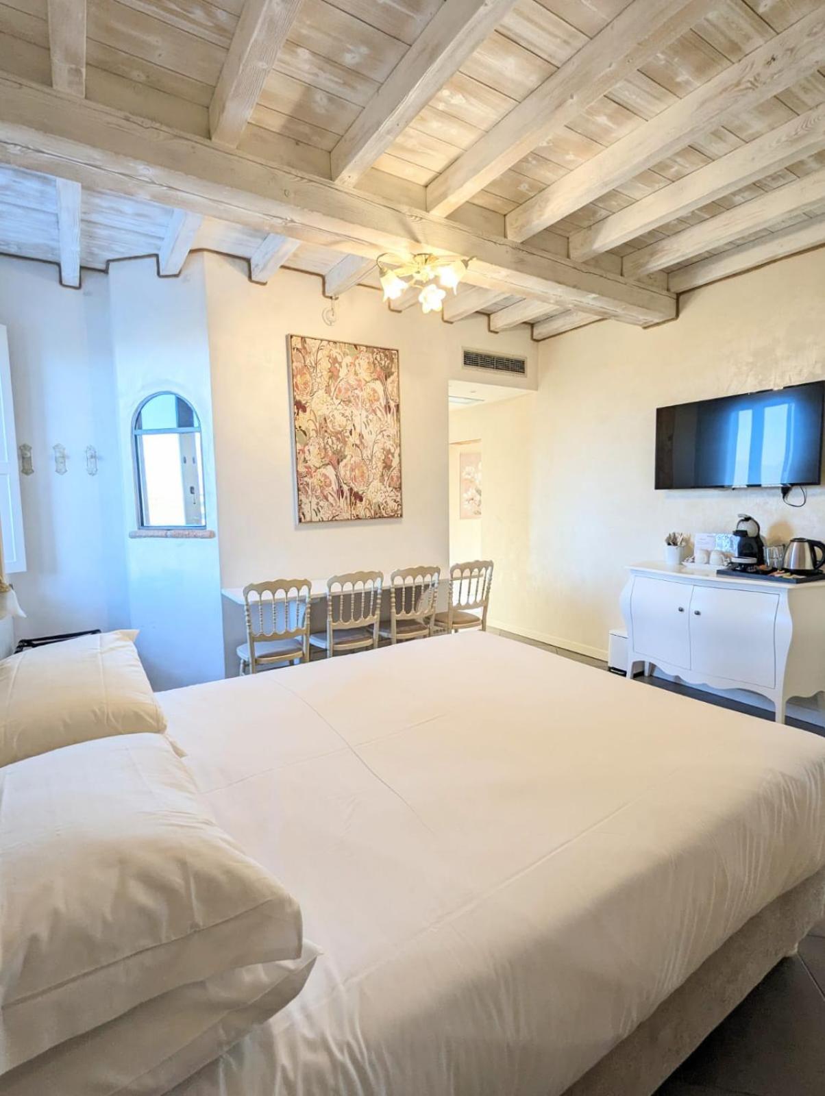 Casal Del Pigno Bed and Breakfast Peschiera del Garda Exteriör bild