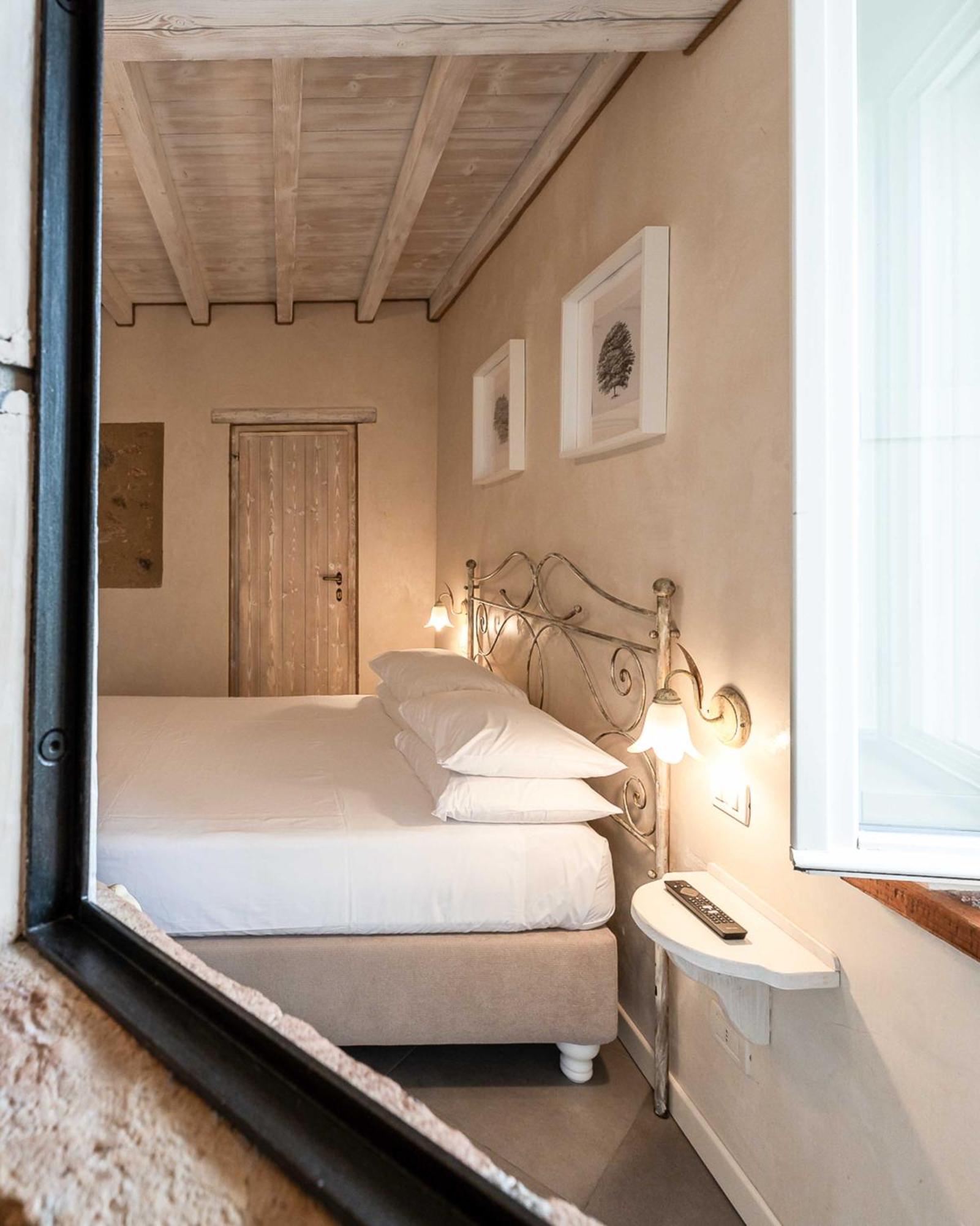 Casal Del Pigno Bed and Breakfast Peschiera del Garda Exteriör bild