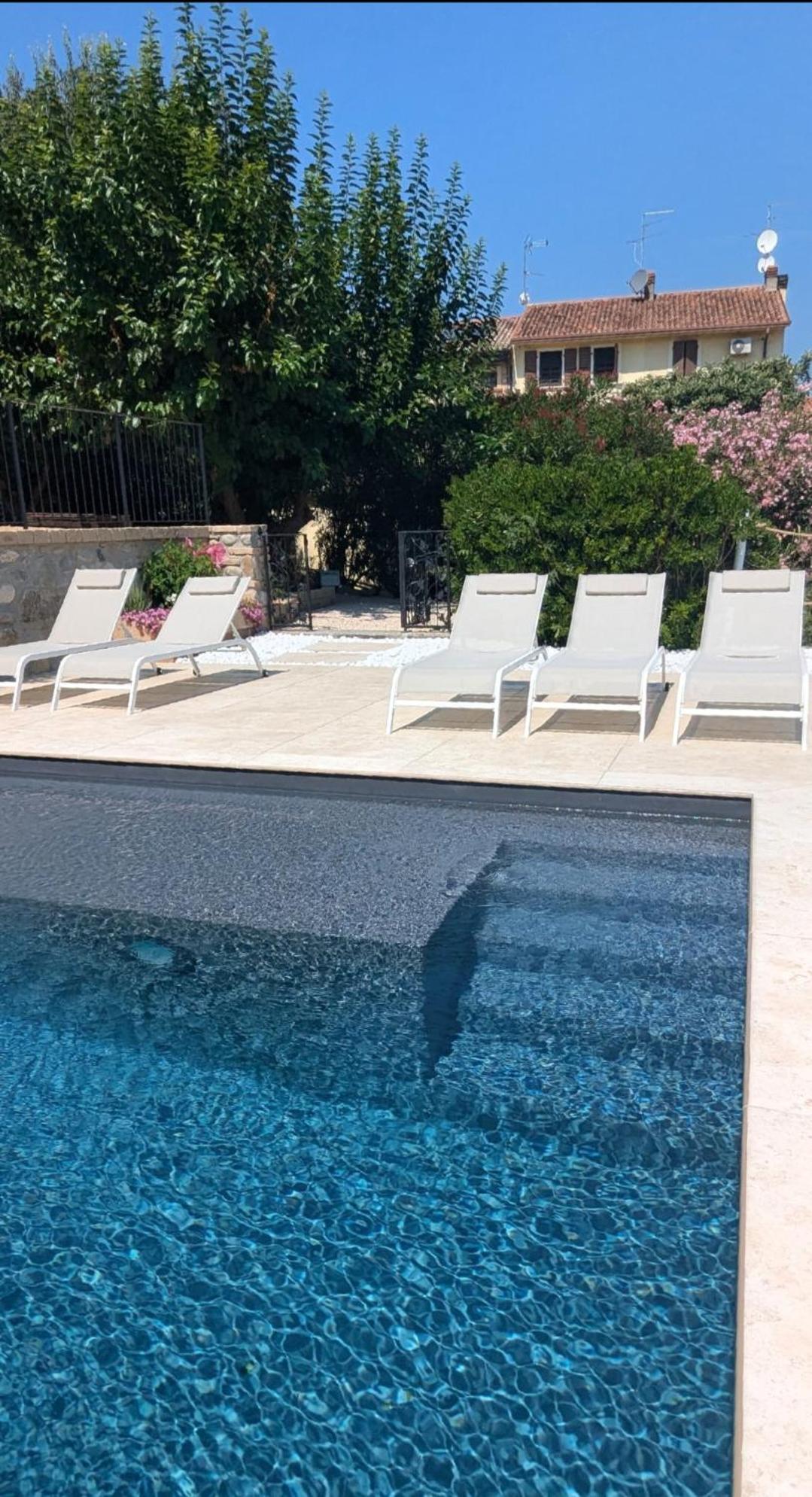 Casal Del Pigno Bed and Breakfast Peschiera del Garda Exteriör bild