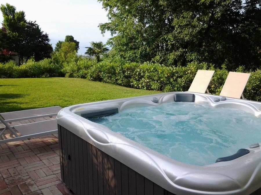 Casal Del Pigno Bed and Breakfast Peschiera del Garda Exteriör bild